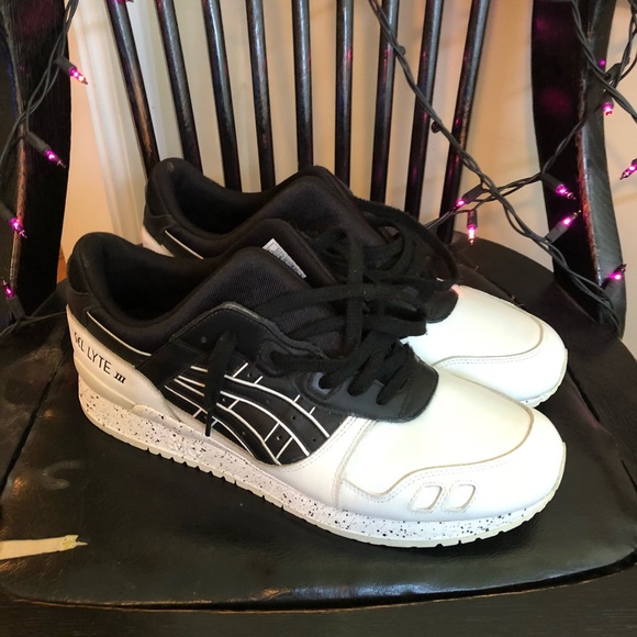 {keywor d} asics gel lyte iii oreo